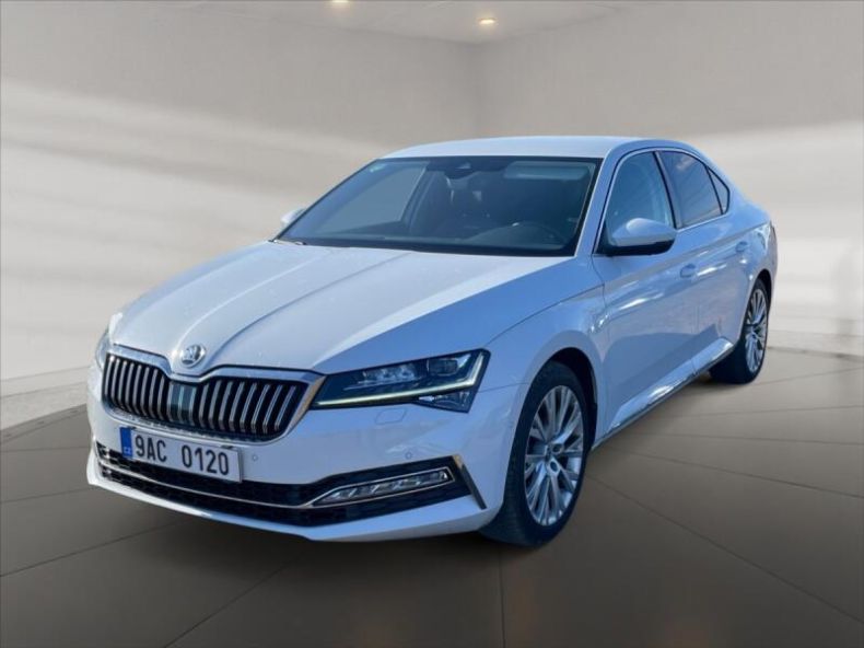 Škoda Superb - hlavní fotka