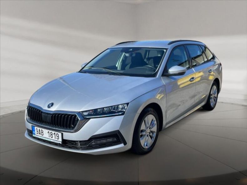 Škoda Octavia - hlavní fotka
