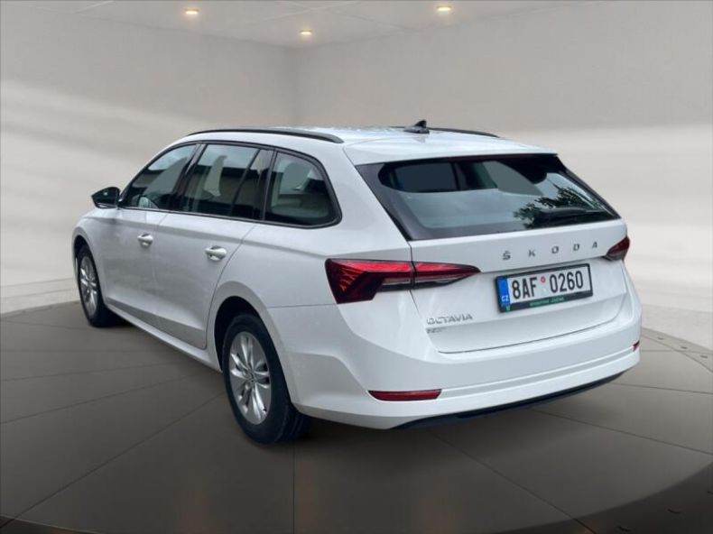 Škoda Octavia - hlavní fotka
