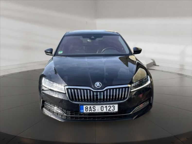 Škoda Superb - hlavní fotka