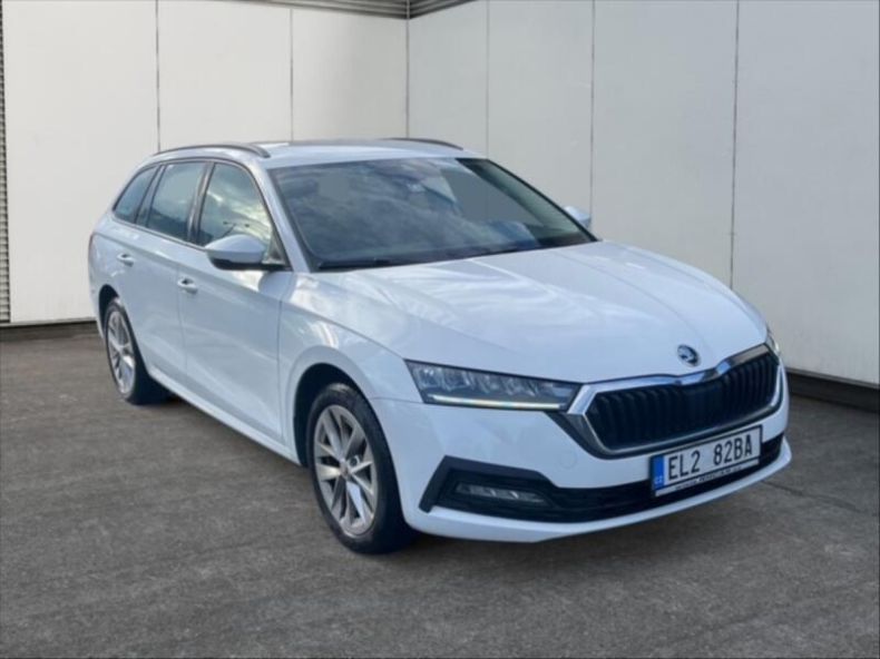 Škoda Octavia - hlavní fotka