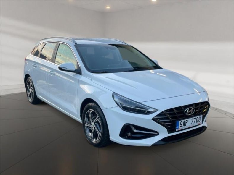 Hyundai i30 - hlavní foto