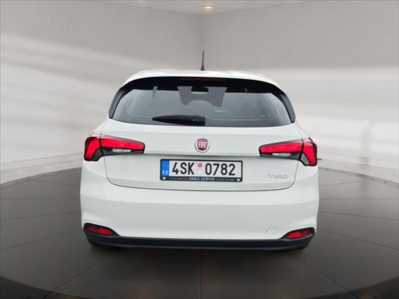 Fiat Tipo - hlavní fotka
