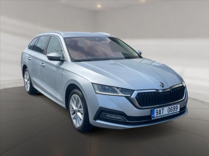 Škoda Octavia - hlavní foto