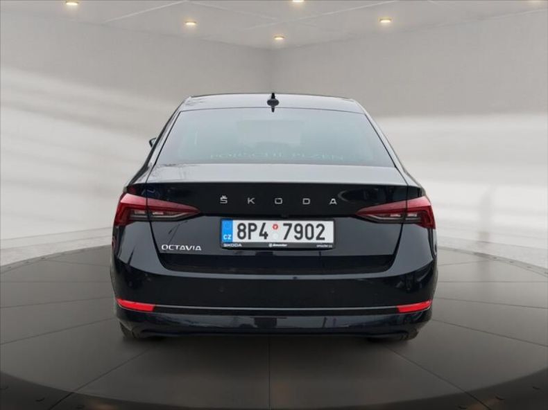 Škoda Octavia - hlavní fotka