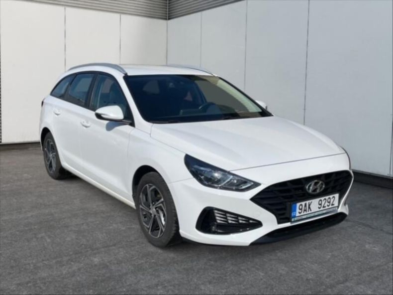 Hyundai i30 - hlavní foto