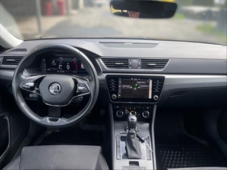 Škoda Superb - hlavní fotka