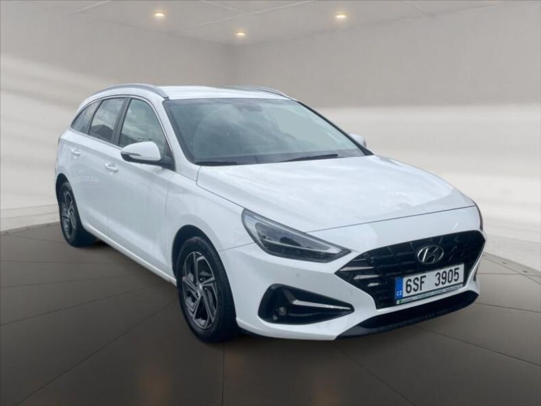 Hyundai i30 - hlavní foto