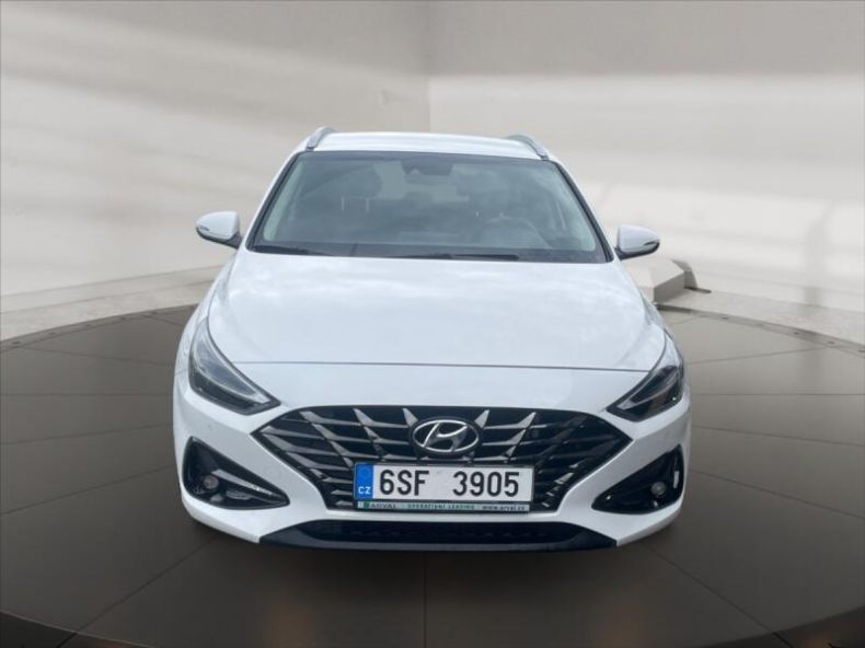 Hyundai i30 - hlavní fotka