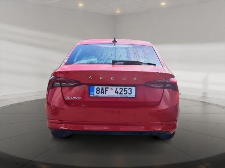 Škoda Octavia - hlavní fotka