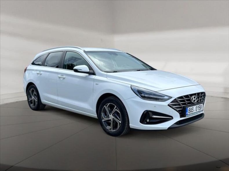 Hyundai i30 - hlavní foto
