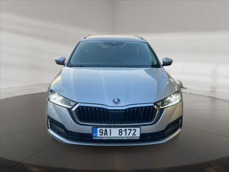 Škoda Octavia - hlavní fotka