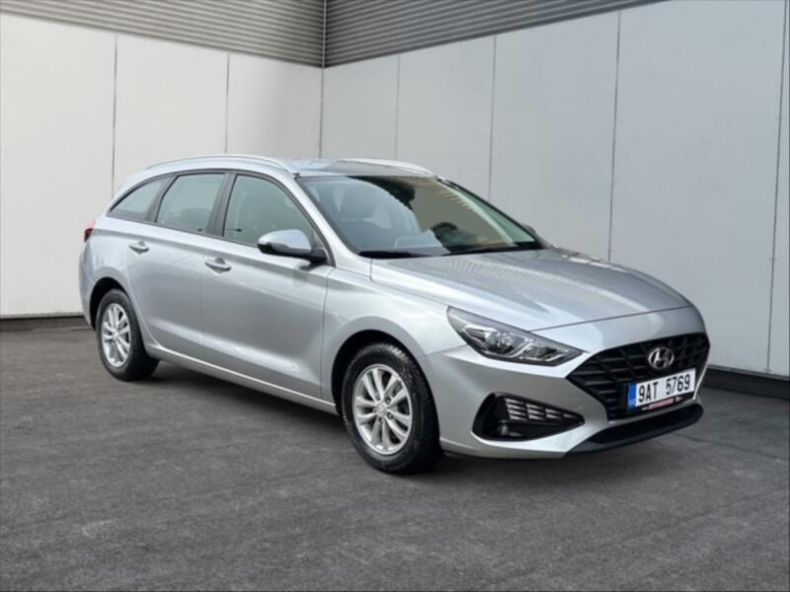 Hyundai i30 - hlavní foto