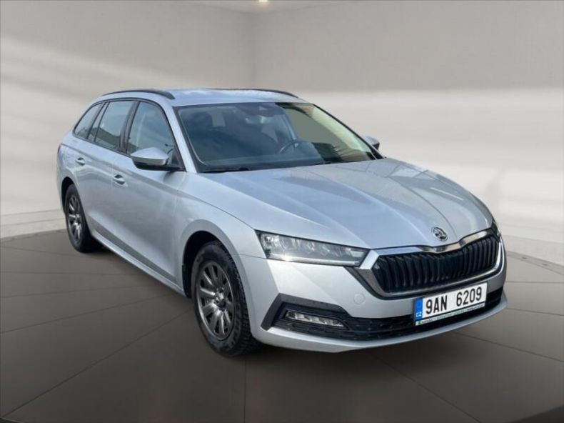 Škoda Octavia - hlavní foto