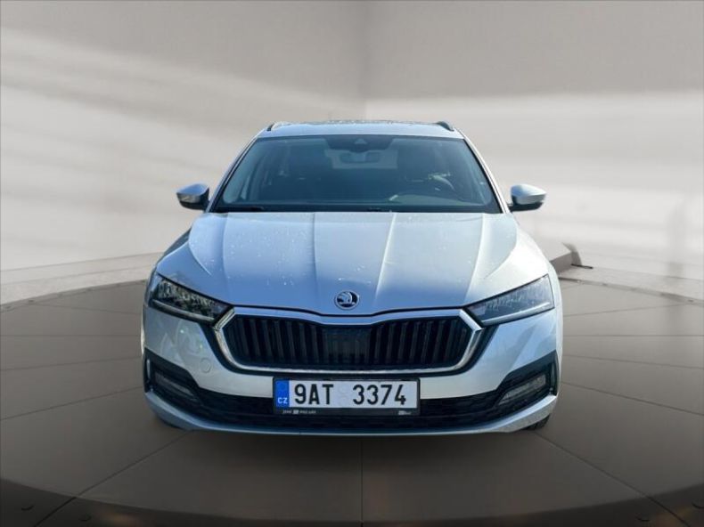Škoda Octavia - hlavní fotka