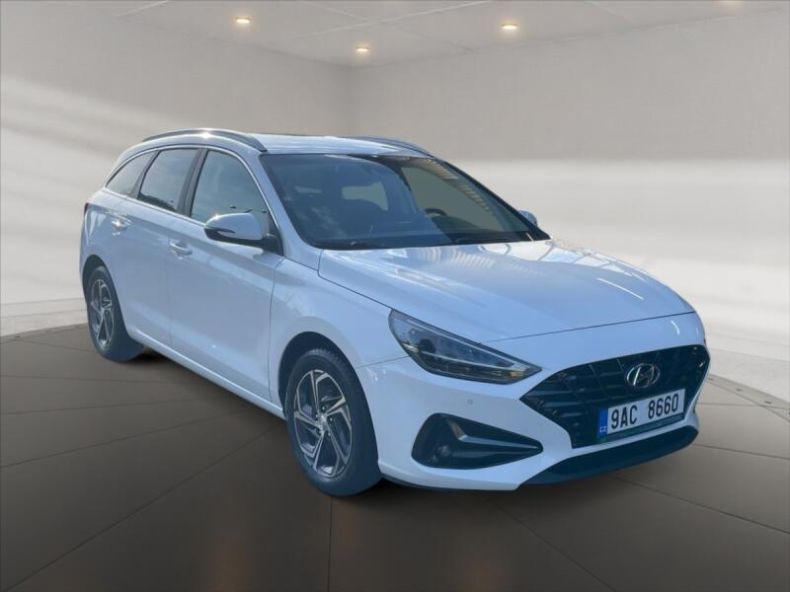 Hyundai i30 - hlavní foto