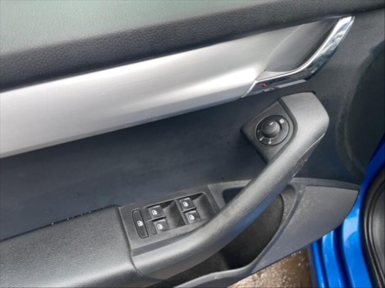 Škoda Octavia - hlavní fotka