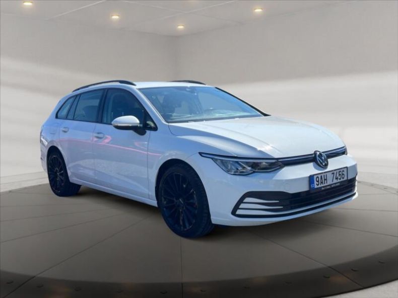 Volkswagen Golf - hlavní foto