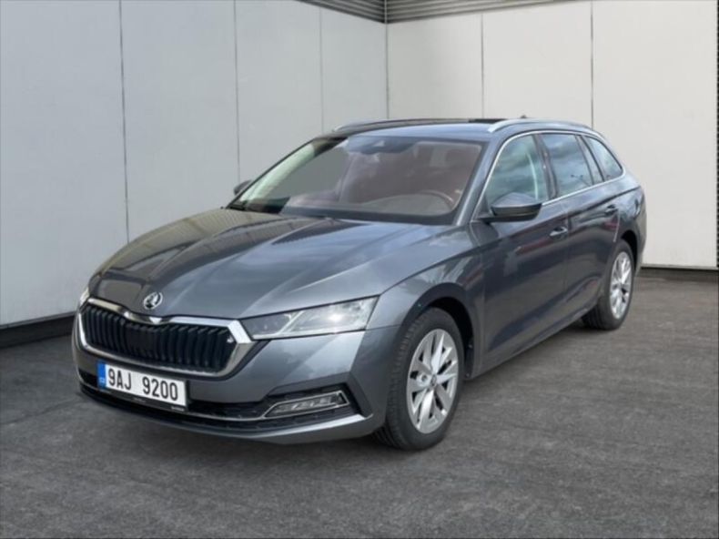 Škoda Octavia - hlavní fotka