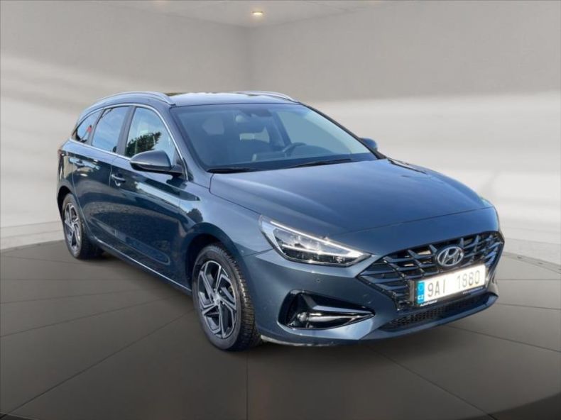 Hyundai i30 - hlavní fotka