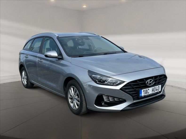 Hyundai i30 - hlavní foto