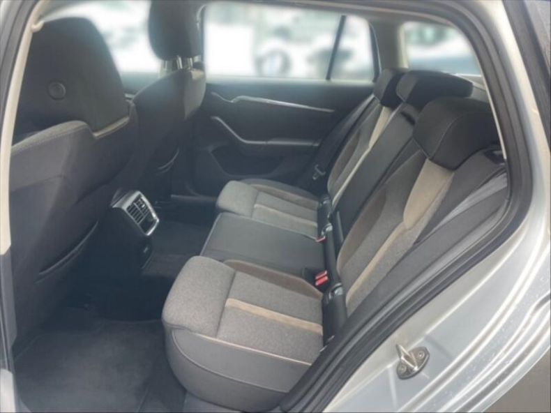 Škoda Octavia - hlavní fotka