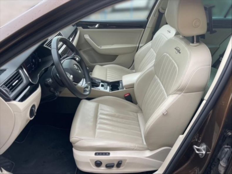 Škoda Superb - hlavní fotka