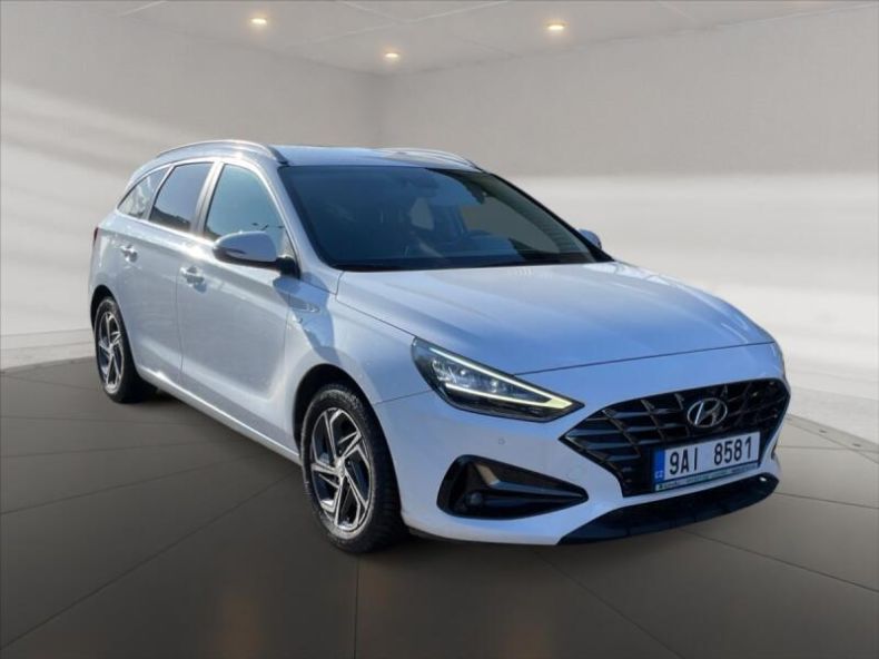 Hyundai i30 - hlavní foto