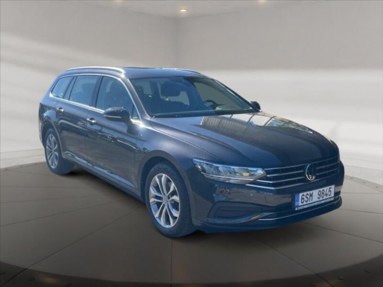 Volkswagen Passat - hlavní fotka inzerátu