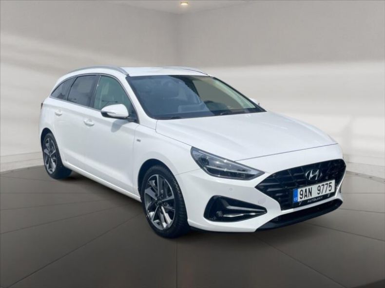 Hyundai i30 - hlavní foto