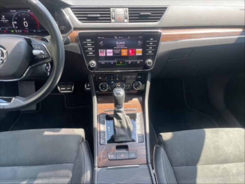 Škoda Superb - hlavní fotka