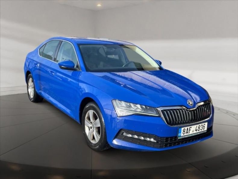 Škoda Superb - hlavní foto