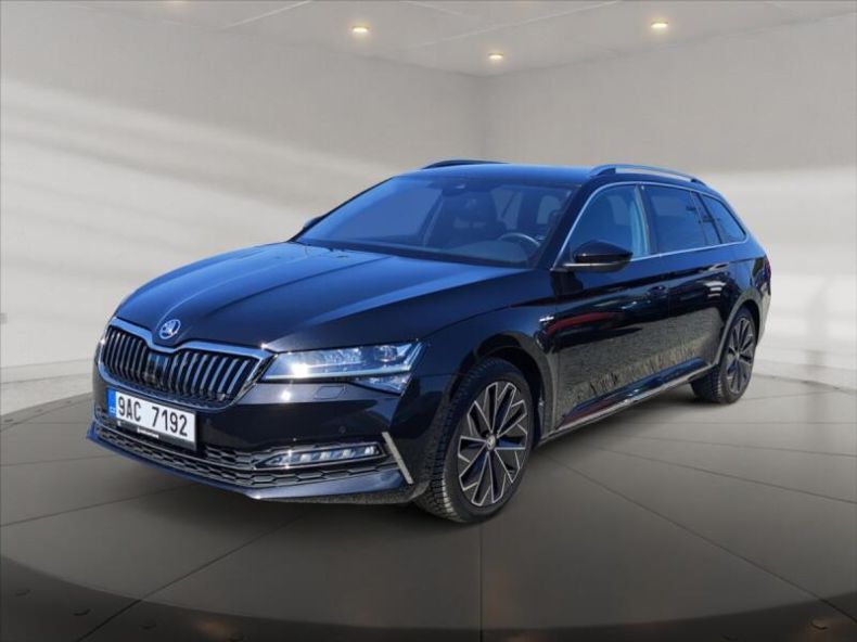 Škoda Superb - hlavní fotka