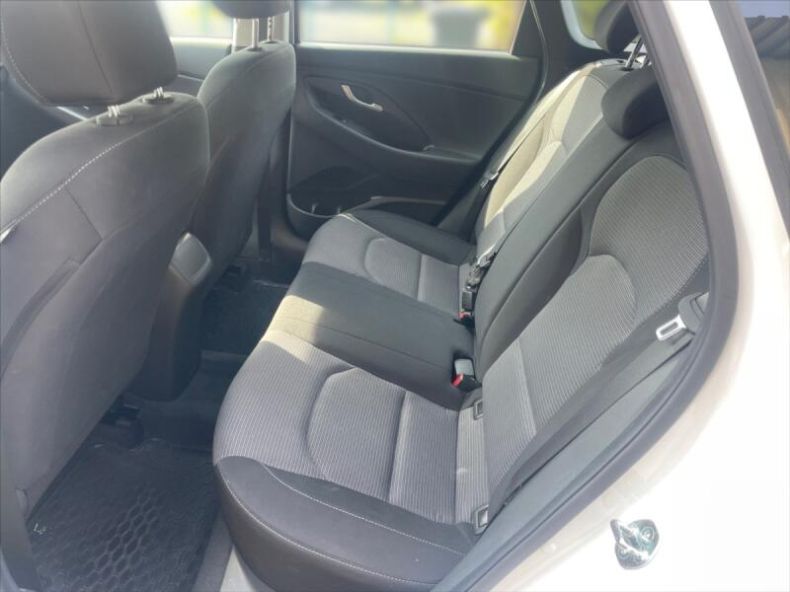 Hyundai i30 - hlavní fotka