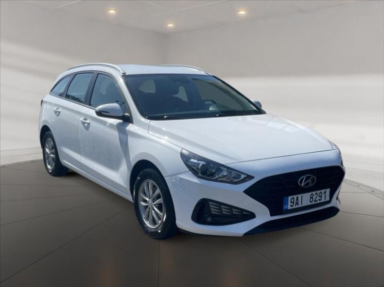 Hyundai i30 - hlavní foto