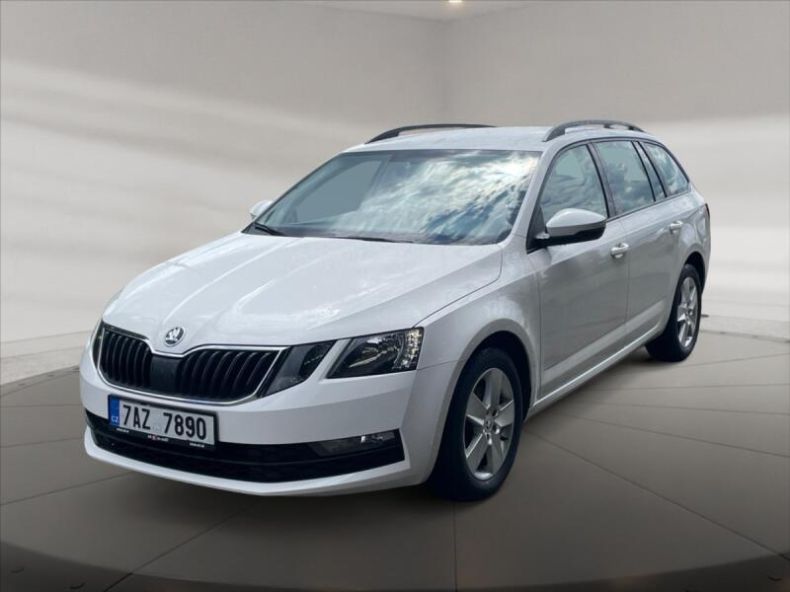 Škoda Octavia - hlavní fotka