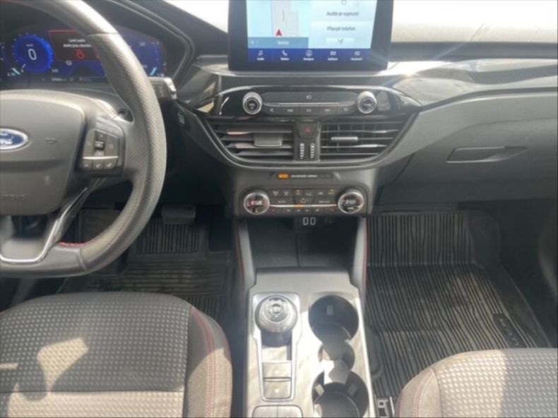Ford Kuga - hlavní fotka