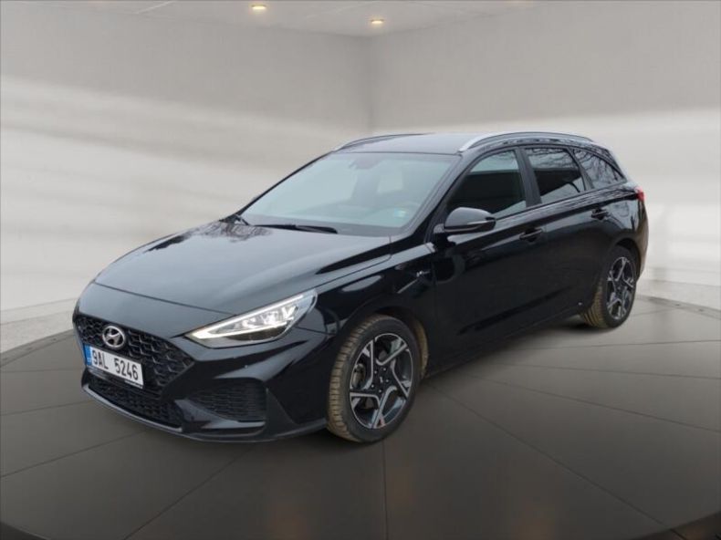 Hyundai i30 - hlavní fotka