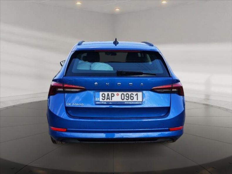 Škoda Octavia - hlavní fotka