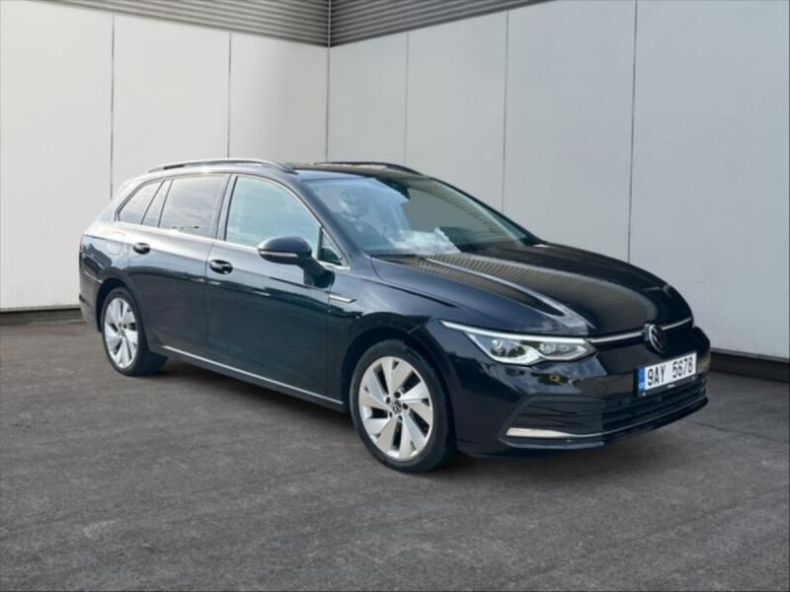 Volkswagen Golf - hlavní foto