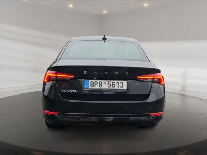Škoda Octavia - hlavní fotka