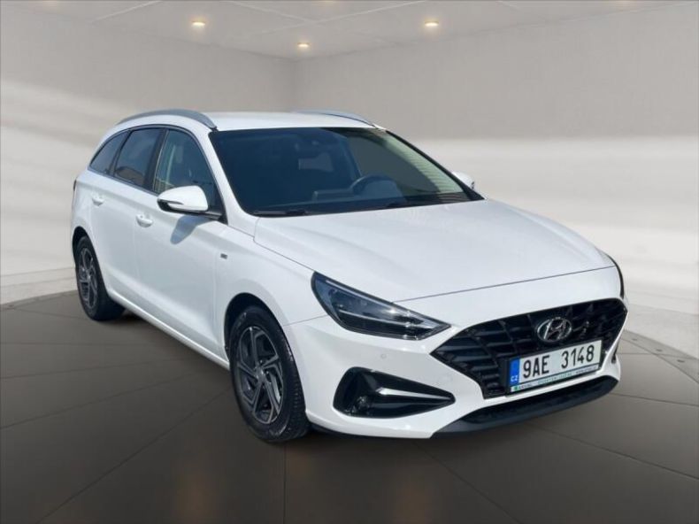 Hyundai i30 - hlavní foto