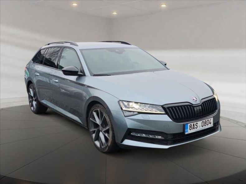 Škoda Superb - hlavní foto