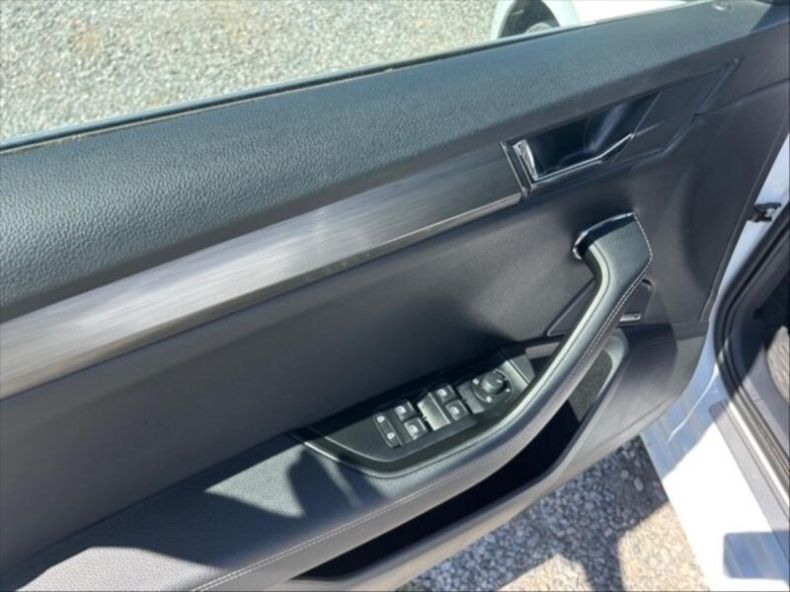 Škoda Superb - hlavní fotka