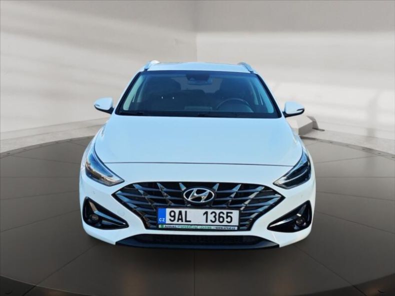 Hyundai i30 - hlavní fotka