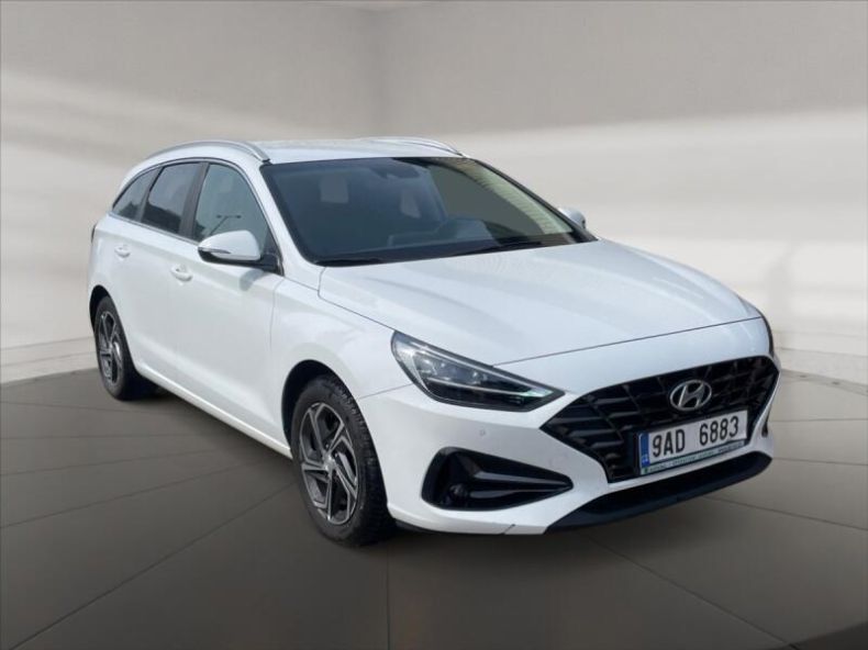 Hyundai i30 - hlavní foto