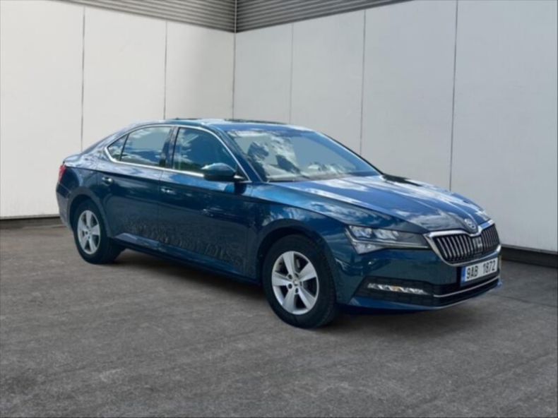 Škoda Superb - hlavní foto