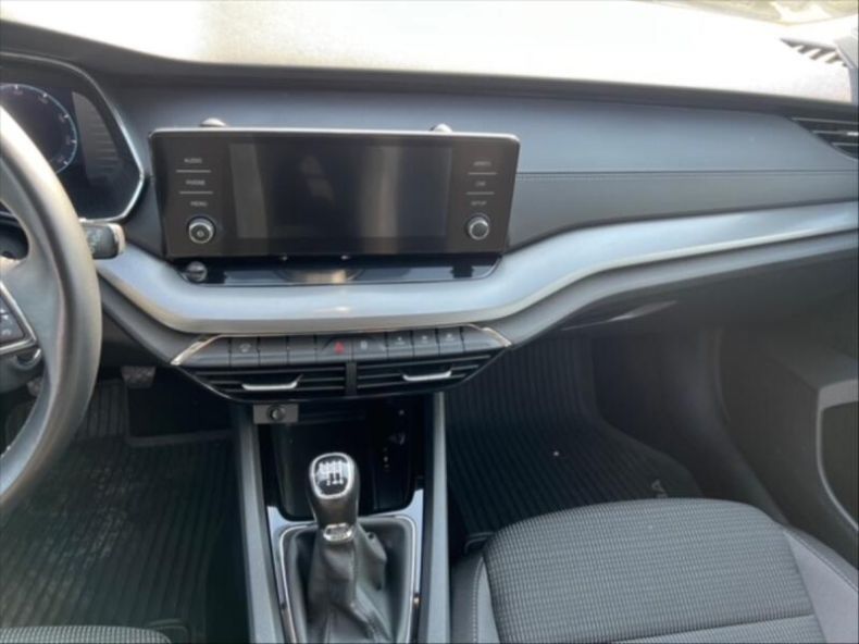 Škoda Octavia - hlavní fotka