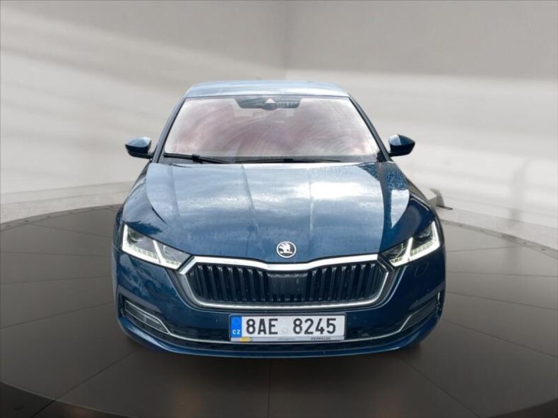 Škoda Octavia - hlavní fotka