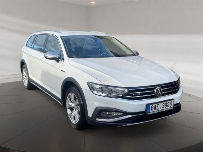 Volkswagen Passat - hlavní foto